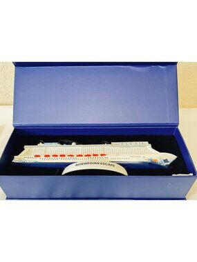 New NCL Norwegian Escape Ship Model Officially Licensed Display Collectible 12"